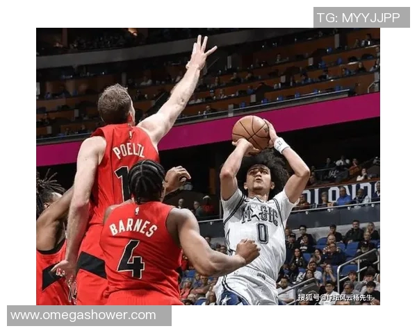 密尔沃基雄鹿迎战奥兰多魔术争夺季后赛席位的关键之战